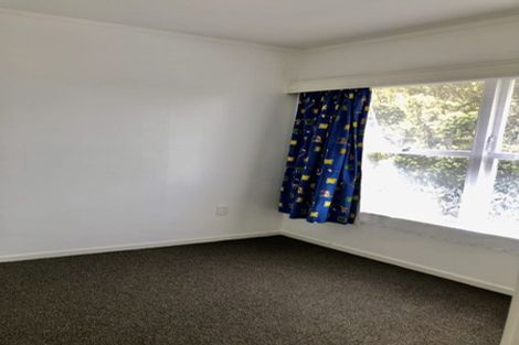 Photo of property in 2/70 Bentley Avenue, Glenfield, Auckland, 0629