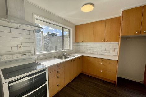 Photo of property in 7f1 Rangitane Street, Maupuia, Wellington, 6022