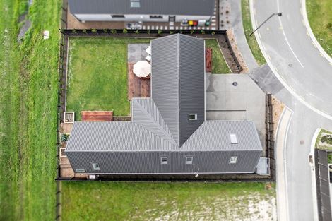 Photo of property in 24 Steve Askin Drive, Cracroft, Christchurch, 8022