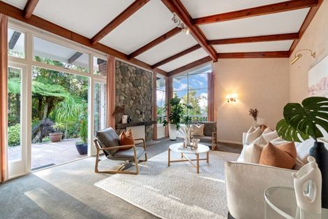 Photo of property in 232b Atkinson Road, Titirangi, Auckland, 0604