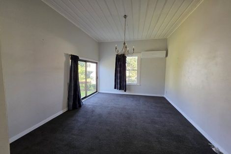 Photo of property in 43 Lorna Street, Lynmouth, New Plymouth, 4310
