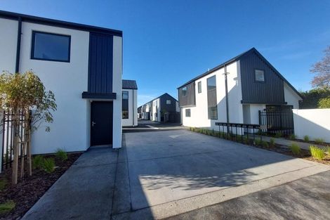 Photo of property in 2/116b Cranford Street, St Albans, Christchurch, 8014