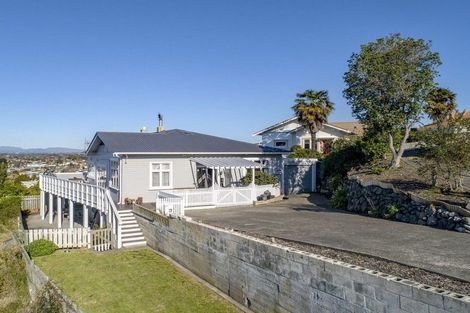 Photo of property in 14 Guys Hill Road, Hospital Hill, Napier, 4110