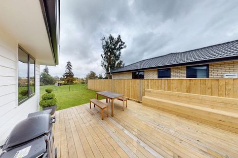 Photo of property in 18 Oldfield Lane, Marton, 4710