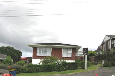 Photo of property in 1/18 East Coast Road, Milford, Auckland, 0620