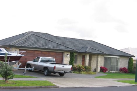 Photo of property in 31 Macnean Drive, East Tamaki Heights, Auckland, 2016