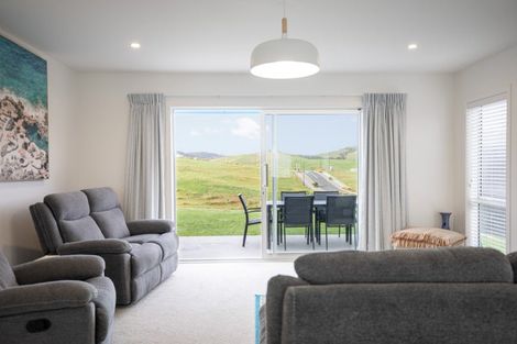 Photo of property in 12 Maataitai Road, Raglan, 3225