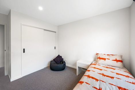 Photo of property in 2 Mcneil Crescent, Wanaka, 9305