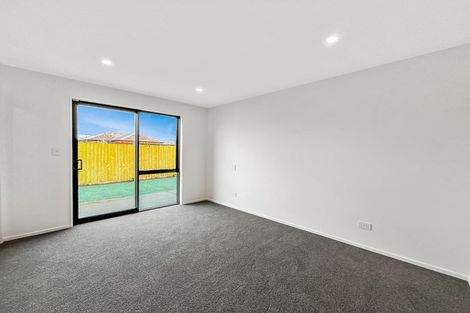Photo of property in 35 Bill Hammond Drive, Belfast, 8051