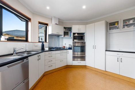 Photo of property in 18c Ashmore Drive, Frankleigh Park, New Plymouth, 4310