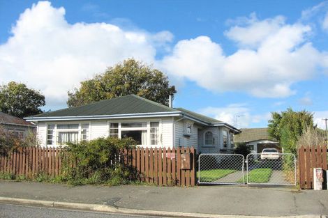 Photo of property in 14 Goldsmith Place, Waltham, Christchurch, 8023