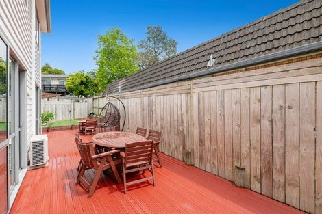 Photo of property in 30 Salamanca Road, Sunnynook, Auckland, 0620