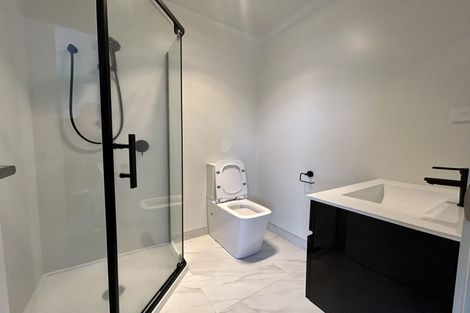 Photo of property in 26u2 May Street, Hamilton East, Hamilton, 3216