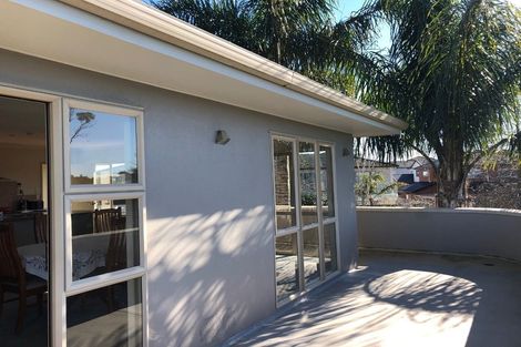 Photo of property in 239 Hill Road, The Gardens, Auckland, 2105