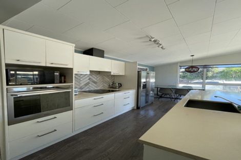 Photo of property in 17 Halsey Street, South New Brighton, Christchurch, 8062