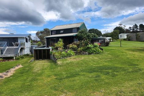 Photo of property in 201 Bluff Road, Kuaotunu West, Whitianga, 3592