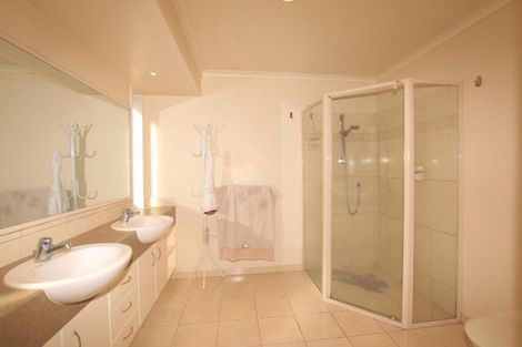 Photo of property in 174 Kyle Road, Greenhithe, Auckland, 0632