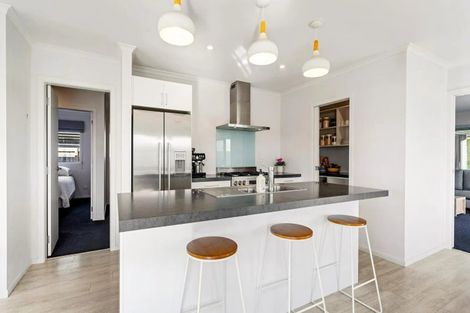 Photo of property in 76 Stace Hopper Drive, One Tree Point, 0118