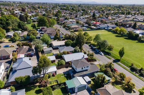 Photo of property in 33 Colman Avenue, Sockburn, Christchurch, 8042