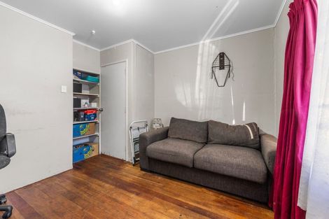 Photo of property in 32 Lawry Street, Blagdon, New Plymouth, 4310