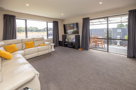 Photo of property in 22 Streamside Terrace, Kaiapoi, 7630