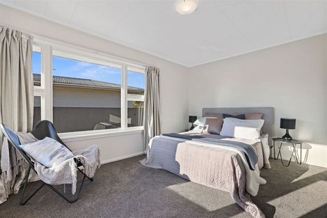 Photo of property in 165 Springs Road, Hornby, Christchurch, 8042