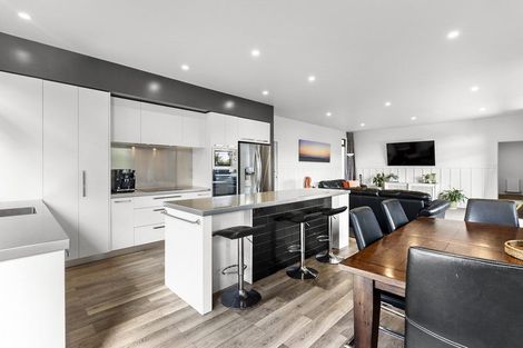 Photo of property in 14e Clinton Street, Fitzroy, New Plymouth, 4312