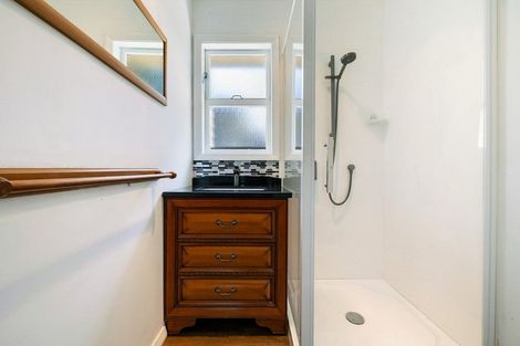 Photo of property in 52 Grosvenor Street, Cambridge, 3434