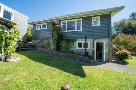 Photo of property in 273 Middleton Road, Glenside, Wellington, 6037