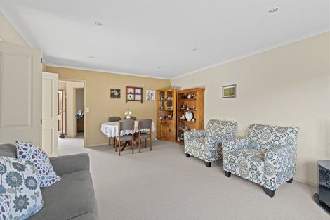 Photo of property in 20 Ursula Drive, Feilding, 4702