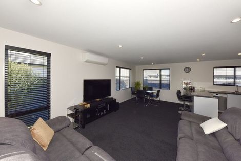 Photo of property in 111 Palmers Road, New Brighton, Christchurch, 8083