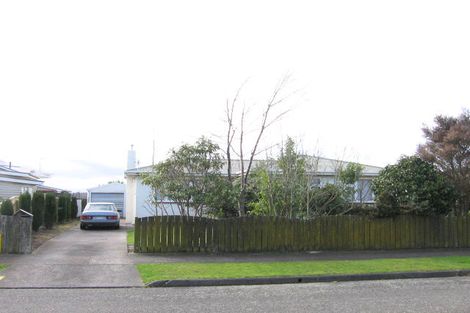 Photo of property in 23 Richmond Avenue, Takaro, Palmerston North, 4410