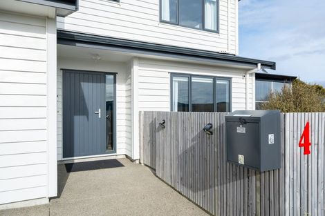 Photo of property in 4 Antigua Way, Grenada Village, Wellington, 6037