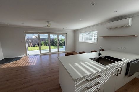 Photo of property in 12 Maadi Road, Onekawa, Napier, 4110