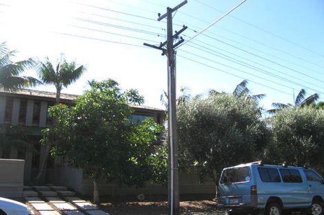 Photo of property in 18a Tiri Road, Milford, Auckland, 0620