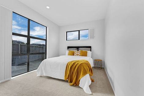 Photo of property in 13 Peacock Place, Pokeno, 2402