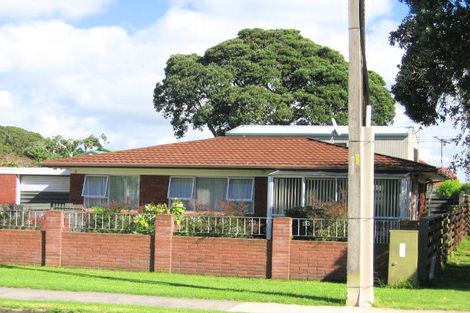 Photo of property in 2/53a Hattaway Avenue, Bucklands Beach, Auckland, 2012