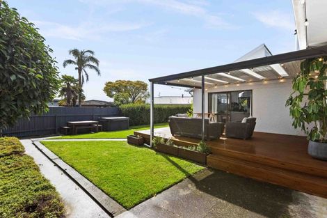Photo of property in 5 Gavin Black Street, Meeanee, Napier, 4112