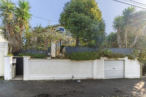 Photo of property in 108 Carrington Street, Lower Vogeltown, New Plymouth, 4310