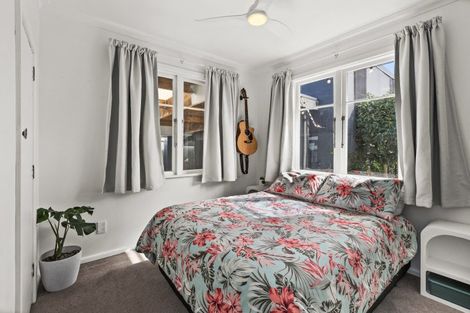 Photo of property in 5 Gavin Black Street, Meeanee, Napier, 4112