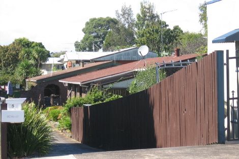 Photo of property in 45a Koromiko Street, New Lynn, Auckland, 0600