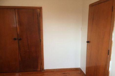 Photo of property in 34 Roberts Street, Tawa, Wellington, 5028