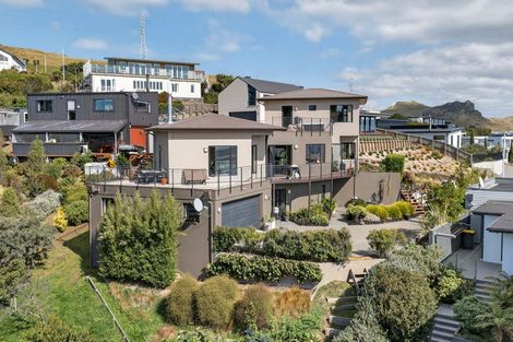 Photo of property in 16 Stoneyridge Close, Mount Pleasant, Christchurch, 8081