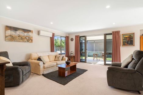 Photo of property in 32 Masefield Street, Stoke, Nelson, 7011