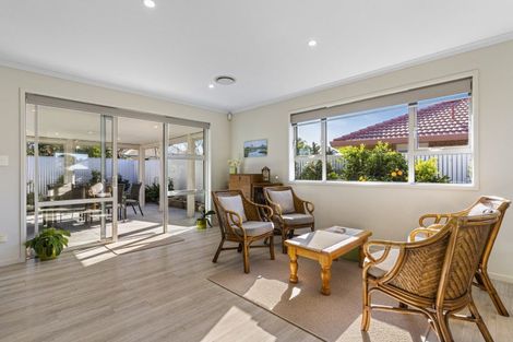 Photo of property in 5 Montego Drive, Papamoa Beach, Papamoa, 3118