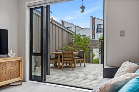 Photo of property in 37 Mapou Road, Hobsonville, Auckland, 0616