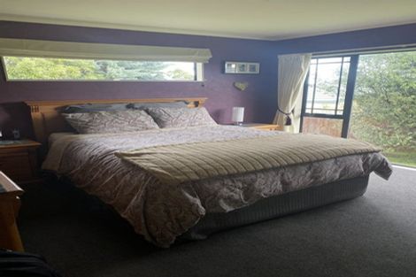Photo of property in 81 Parnell Heights, Kelvin Grove, Palmerston North, 4414