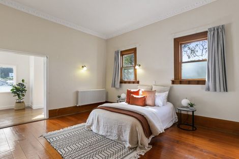 Photo of property in 21 The Parade, Island Bay, Wellington, 6023