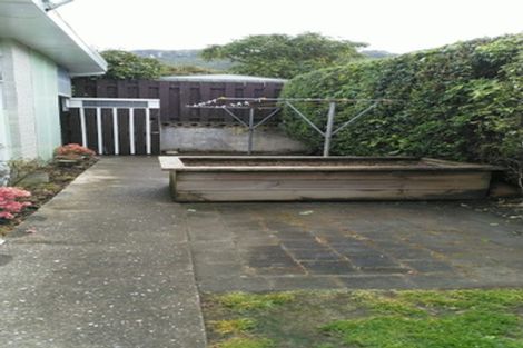 Photo of property in 7a Lincoln Grove, Wainuiomata, Lower Hutt, 5014