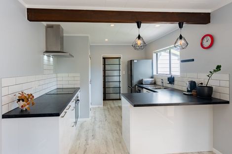 Photo of property in 14a Dale Road, Raumati South, Paraparaumu, 5032